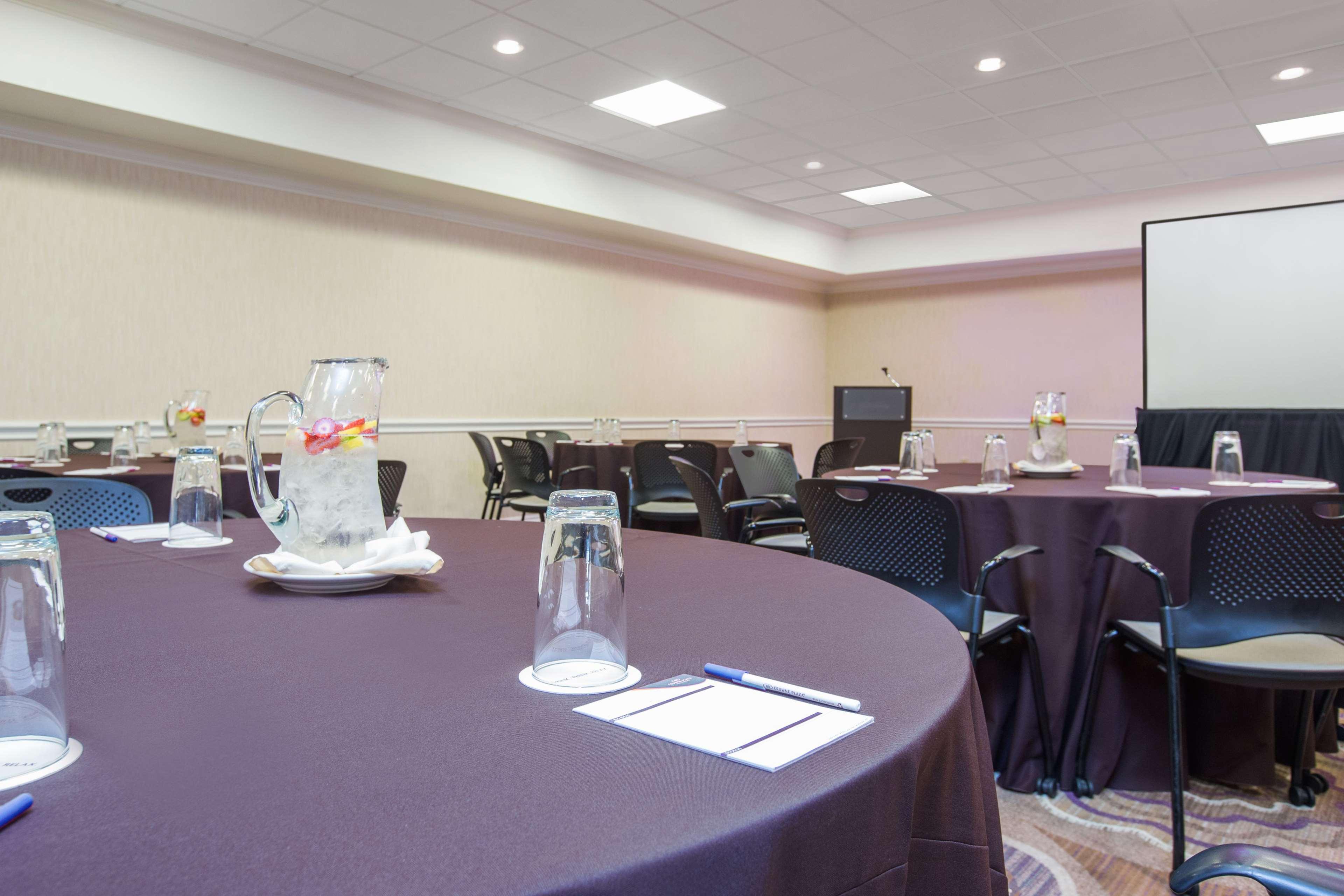 Sonesta Atlanta Airport North Hotel