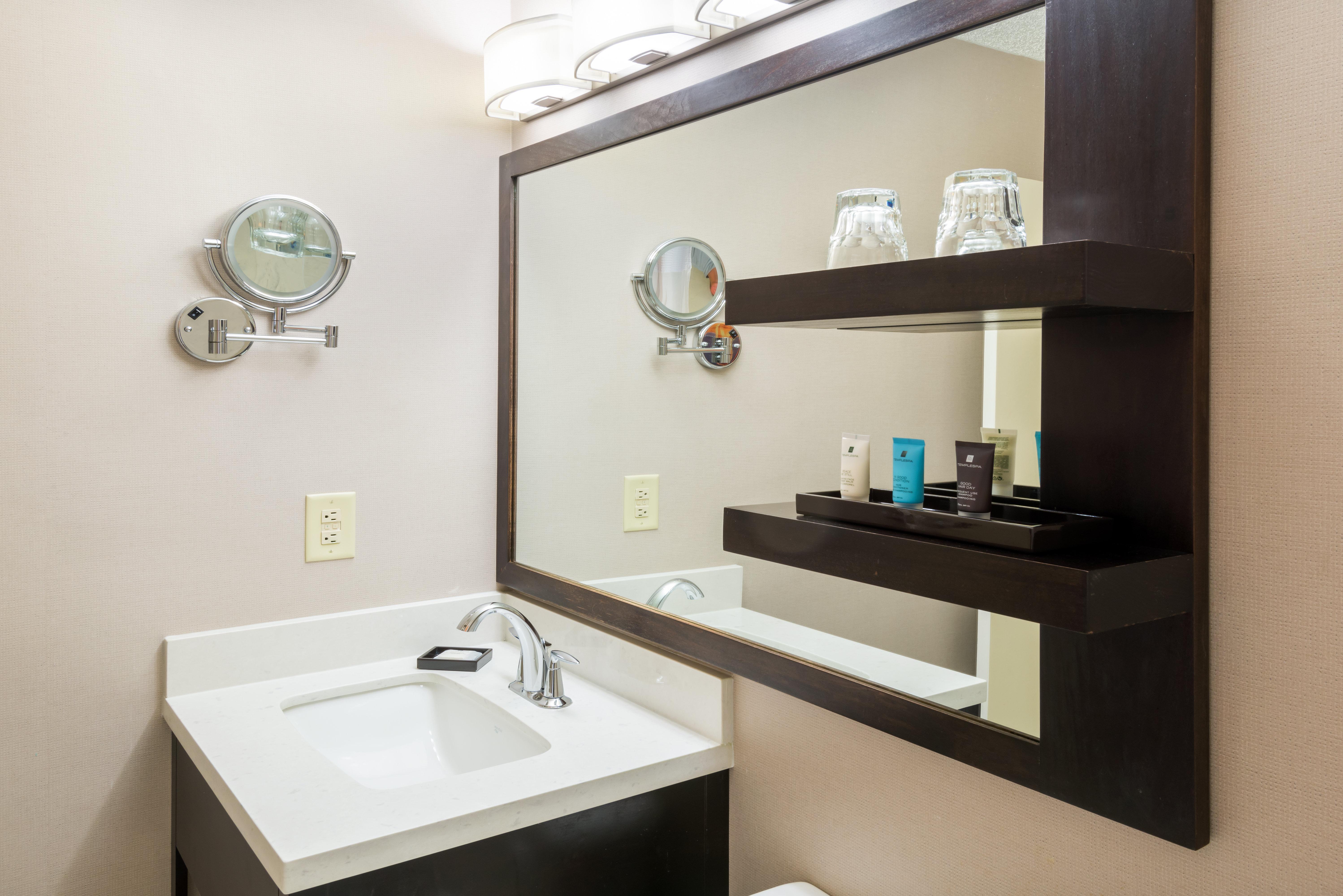 Sonesta Atlanta Airport North Hotel College Park